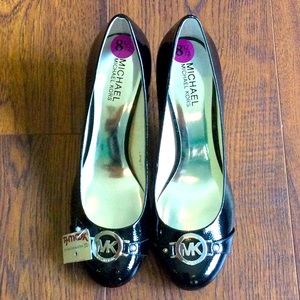 New with tags Michael Kors  dress shoes size 8 1/2 Final sale price